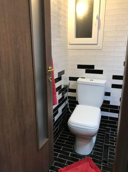 City Center/Navarinou Modern Apt. With Queen Bed Thessaloníki Ngoại thất bức ảnh